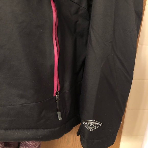 Women’s Columbia Jacket - Picture 3 of 5